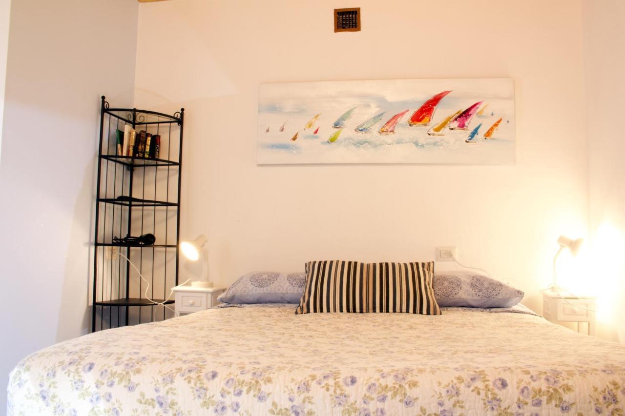 La Magnolia Guests House Bed & Breakfast Dervio Bagian luar foto